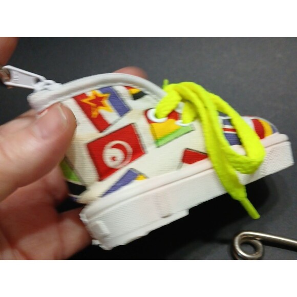 Vtg Lot Tigers Button Pins Ski NCA Cheer Big Safety Pin 90 & TX Keychain Cards - Picture 4 of 14